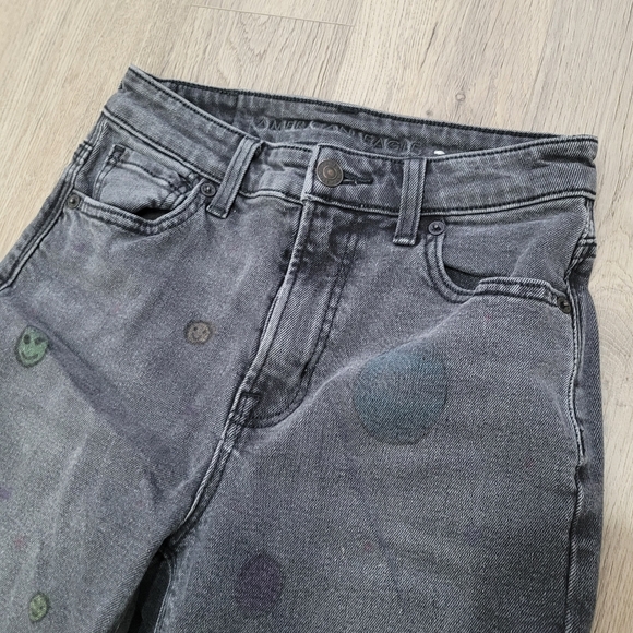 American Eagle Outfitters Grey Happy Face Pattern Jeans Denim Size: 00 - Picture 5 of 15